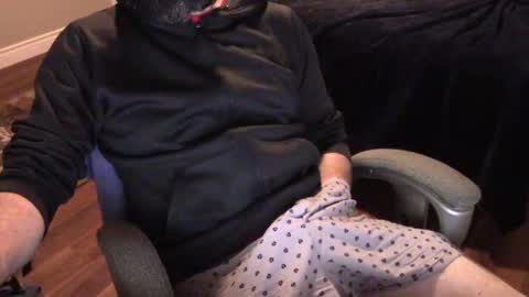 Snapshot of heavilyhung chatting on 12/13/24, 06:31 John online show from 12/13/24, 06:31