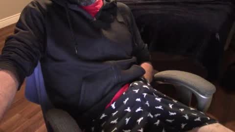 Snapshot of heavilyhung chatting on 09/14/25, 07:07 John online show from 09/14/25, 07:07