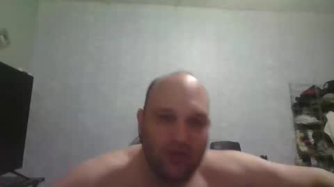 Snapshot of heavy_rebellxc chatting on 12/22/24, 05:12 Heavy Rebell online show from 12/22/24, 05:12