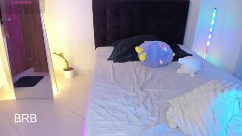 Amandabelk online show from 01/12/25, 05:56