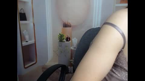 love bug online show from 09/14/25, 07:40