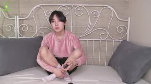 Snapshot of heejinwang chatting on 10/06/25, 03:42 HEEJIN online show from 10/06/25, 03:42