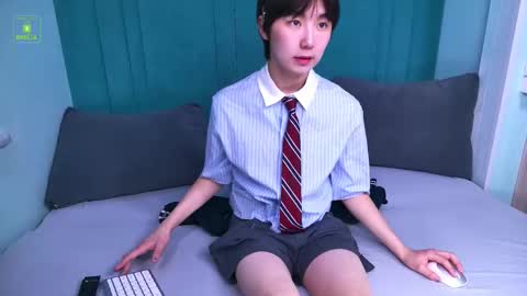 HEEJIN online show from 03/18/26, 03:15