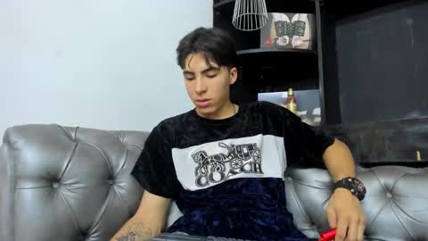 heellboy_ online show from 11/01/25, 07:49