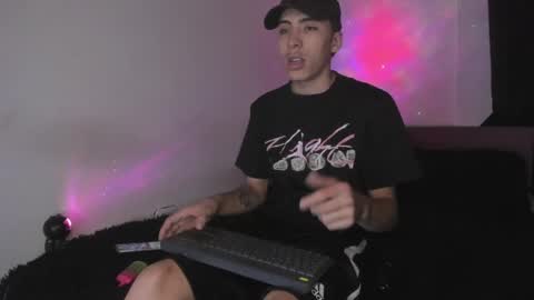 heellboy_ online show from 05/23/26, 02:28