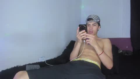 heellboy_ online show from 06/12/26, 10:19