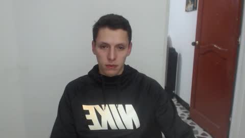 hefesto_69 online show from 12/05/25, 03:59