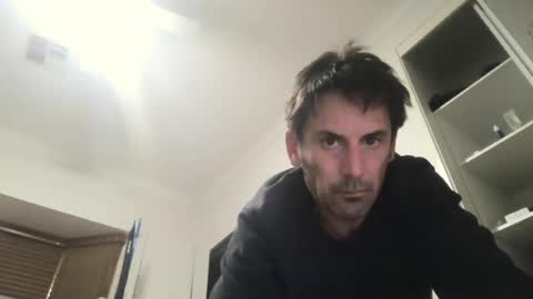 Snapshot of heff1169 chatting on 08/01/26, 04:39 heff1169 online show from 08/01/26, 04:39