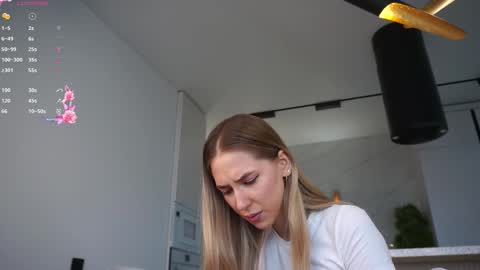 Snapshot of heidas_passion chatting on 09/11/25, 07:08 Heida online show from 09/11/25, 07:08