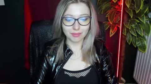 Snapshot of heidi_pleasure chatting on 03/13/26, 05:36 Heidi online show from 03/13/26, 05:36