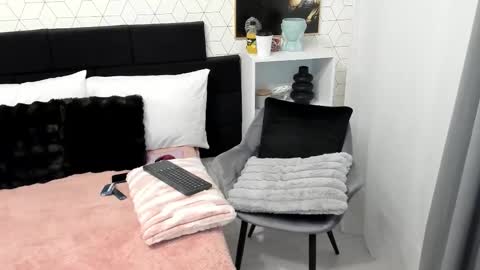 Heidi online show from 02/17/25, 04:42