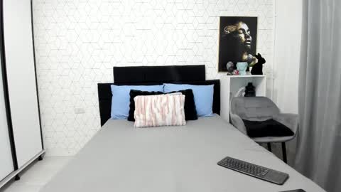 Heidi online show from 09/17/25, 03:52