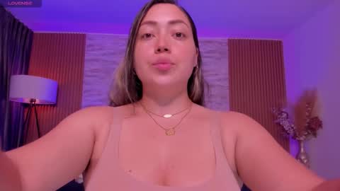 Heidy online show from 11/26/25, 03:07