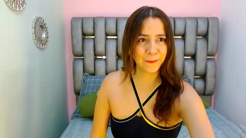 Heidy online show from 12/23/24, 12:08