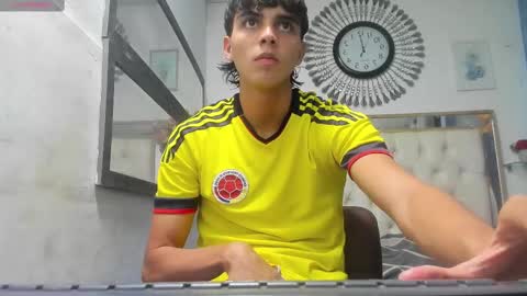 heiker_ online show from 03/09/25, 02:39