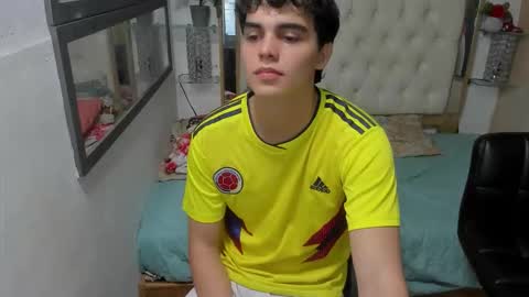 Snapshot of heiker_ chatting on 10/13/25, 02:55 heiker_ online show from 10/13/25, 02:55