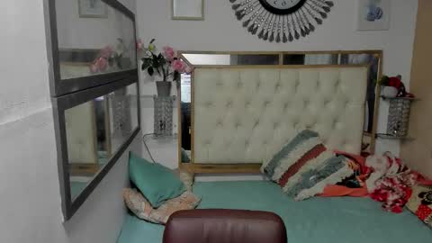 heiker_ online show from 11/03/25, 02:35