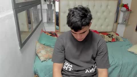 heiker_ online show from 11/09/25, 01:48