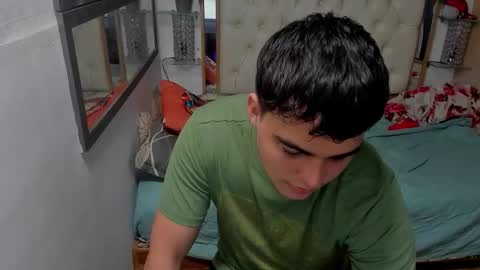 heiker_ online show from 11/14/25, 02:54