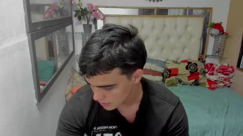 heiker_ online show from 11/16/25, 02:28