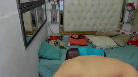 heiker_ online show from 11/29/25, 02:47