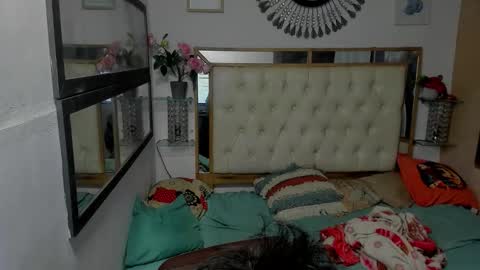 heiker_ online show from 12/03/25, 03:14