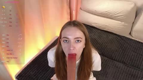 Snapshot of heily_stets chatting on 10/29/25, 01:13 Lilith online show from 10/29/25, 01:13