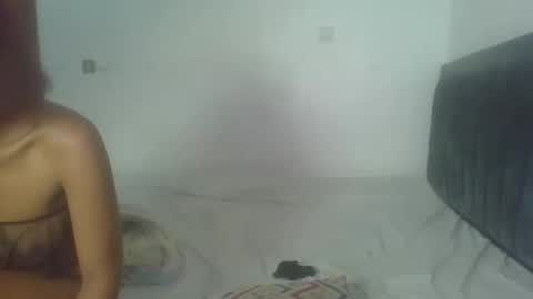 Snapshot of heilybunny chatting on 04/24/26, 12:40 heilybunny online show from 04/24/26, 12:40