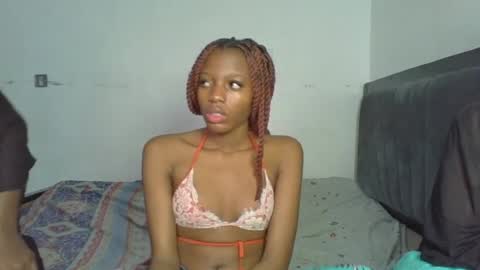 Snapshot of heilybunny chatting on 05/31/26, 10:44 heilybunny online show from 05/31/26, 10:44