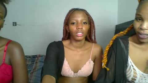 Snapshot of heilybunny chatting on 06/01/26, 06:20 heilybunny online show from 06/01/26, 06:20