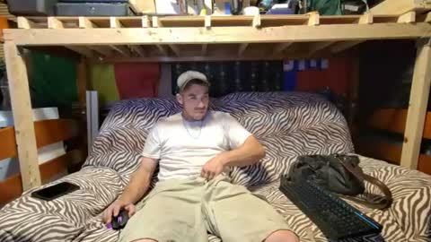 xxScubaStevexx online show from 07/18/26, 04:16