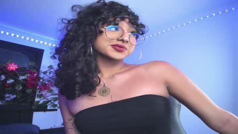 Heka Prudence online show from 12/15/24, 03:56