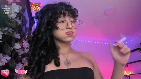 Heka Prudence online show from 02/28/25, 03:26