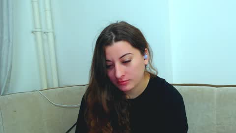 Snapshot of helen_adams_ chatting on 12/27/24, 05:31 helen_adams_ online show from 12/27/24, 05:31