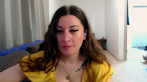 Snapshot of helen_adams_ chatting on 05/22/26, 06:31 helen_adams_ online show from 05/22/26, 06:31