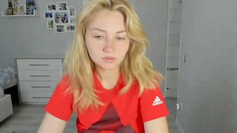Helen sven online show from 07/13/26, 06:27