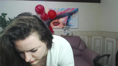 Helen Elliot online show from 02/14/25, 10:28