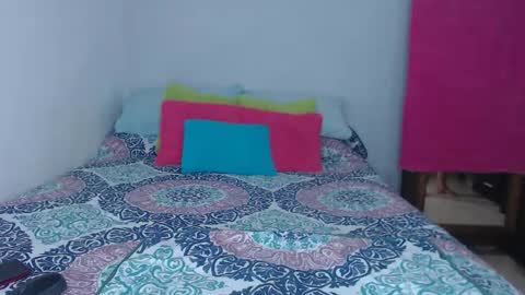 Snapshot of helen_lya chatting on 11/24/25, 07:46 Helen online show from 11/24/25, 07:46