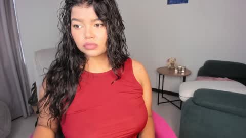 helen_miller online show from 01/31/25, 10:21