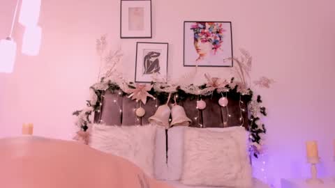 Helen  online show from 12/04/24, 01:20
