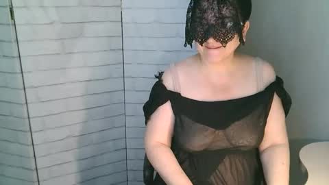 Helen online show from 06/03/26, 02:58