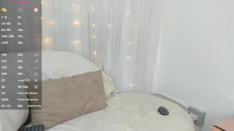 Snapshot of helen_zen chatting on 03/12/26, 08:15 helen zen online show from 03/12/26, 08:15