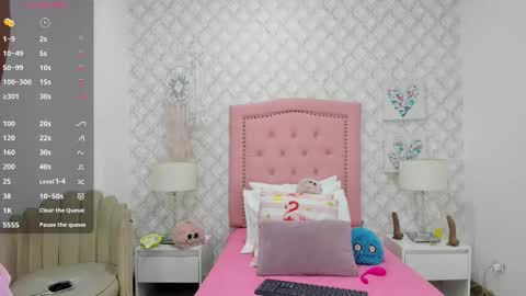 Snapshot of helen_zen chatting on 03/28/26, 04:45 helen zen online show from 03/28/26, 04:45