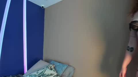 helena online show from 09/25/25, 10:24