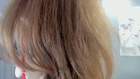 helena online show from 10/09/25, 09:02