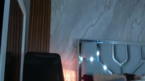 Helena Santos  online show from 07/16/26, 10:54