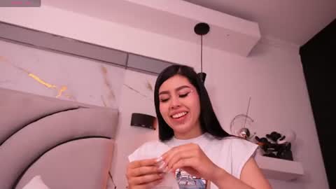 Snapshot of helena_whaite chatting on 07/21/26, 01:13 helena_whaite online show from 07/21/26, 01:13