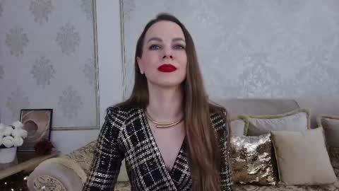 Helen online show from 02/18/25, 06:48