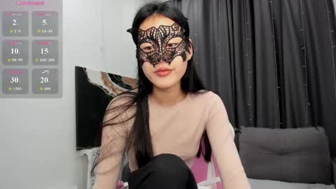 Snapshot of helenblazetrt chatting on 03/24/26, 02:05 Hi I am Helen online show from 03/24/26, 02:05