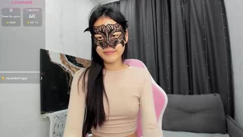 Snapshot of helenblazetrt chatting on 03/26/26, 02:17 Hi I am Helen online show from 03/26/26, 02:17